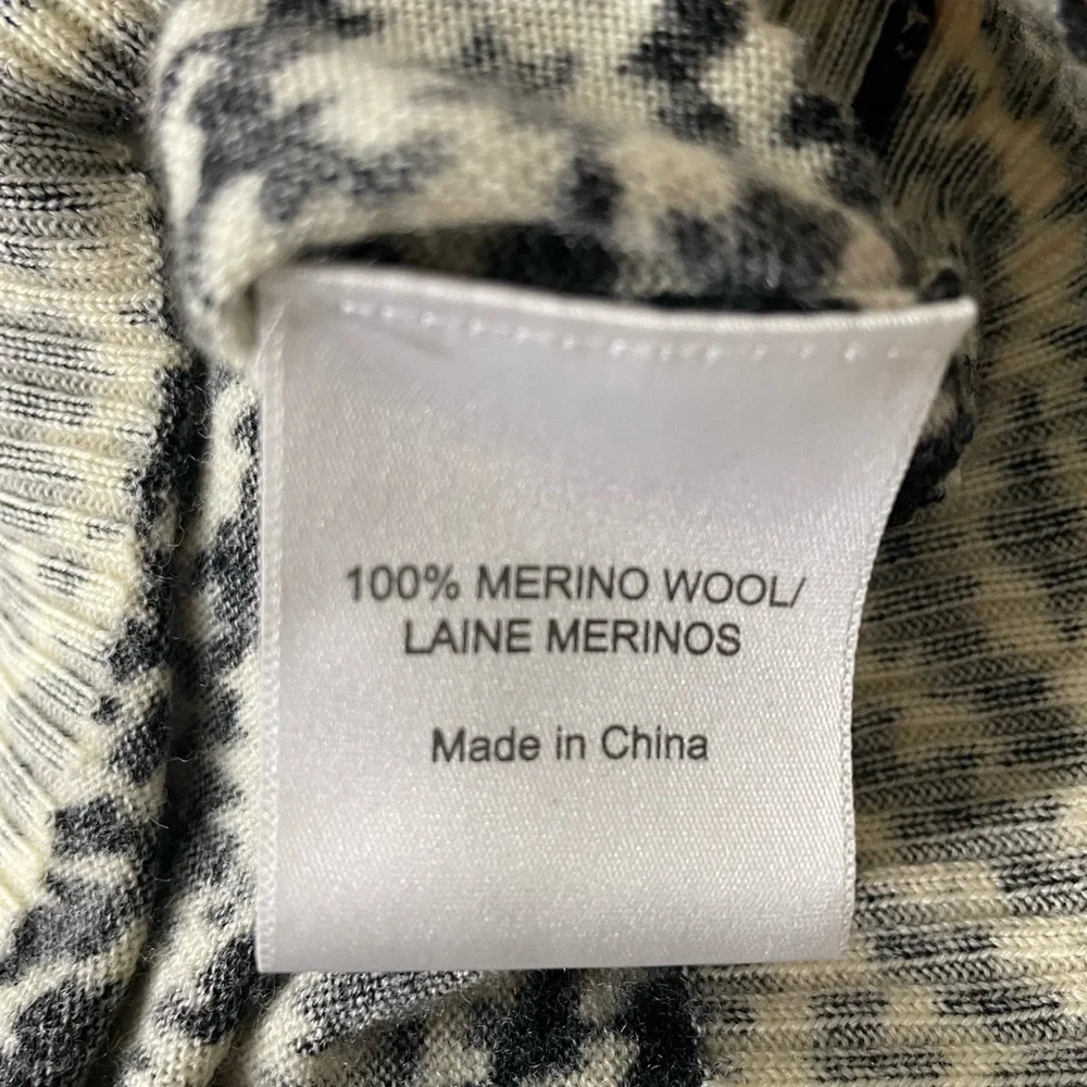 Tory Burch Simone Boyfriend Merino Wool Black & White Cardigan - Size Medium - Picture 10 of 11